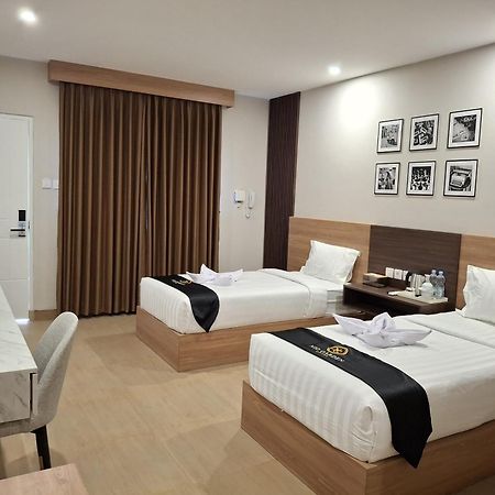 Nio Garden Hotel Sumbawa Екстер'єр фото