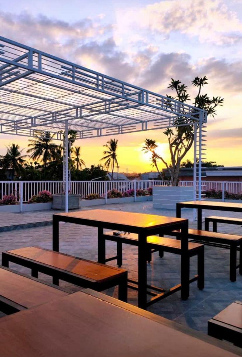 Nio Garden Hotel Sumbawa Екстер'єр фото