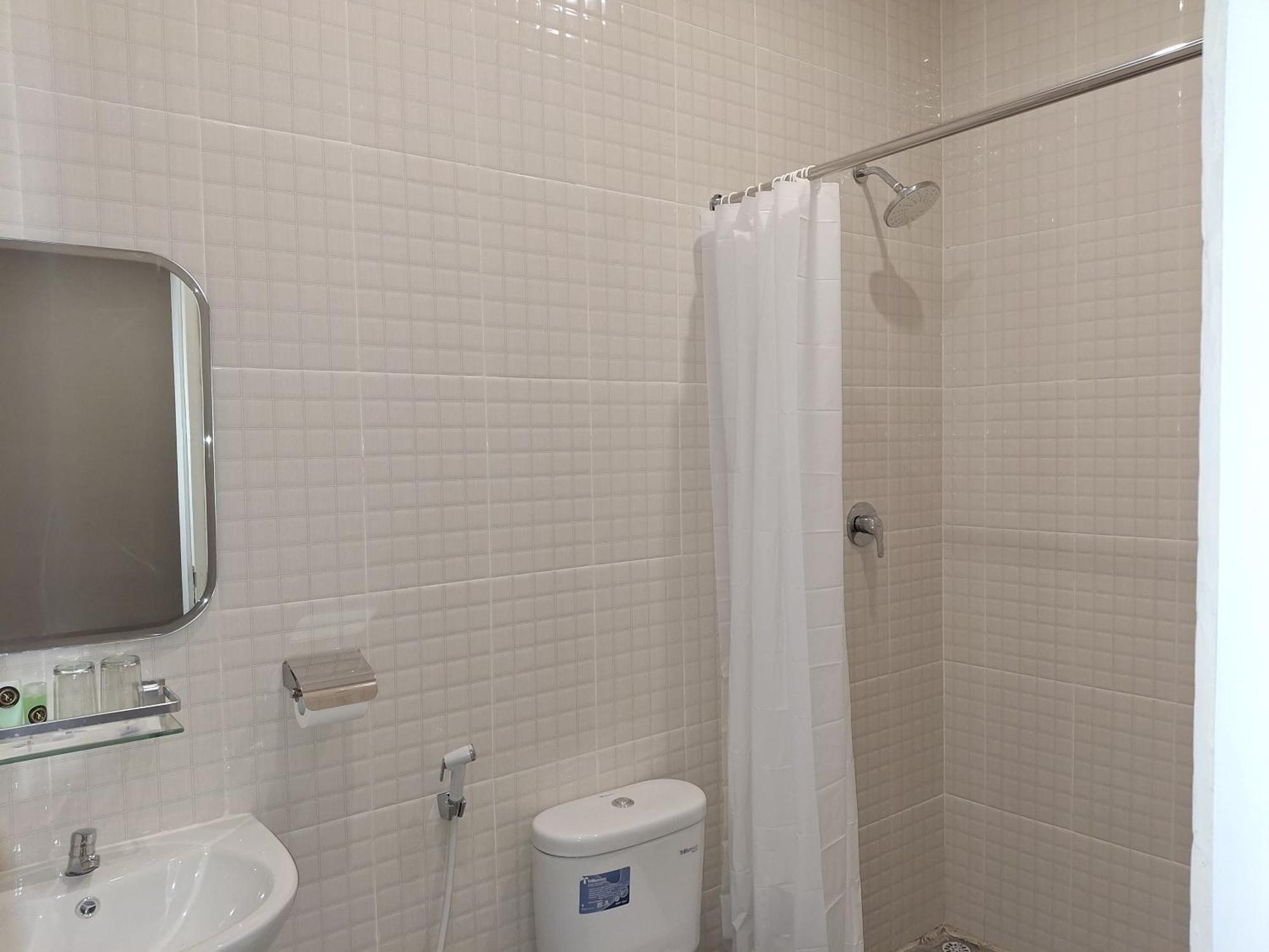 Nio Garden Hotel Sumbawa Екстер'єр фото